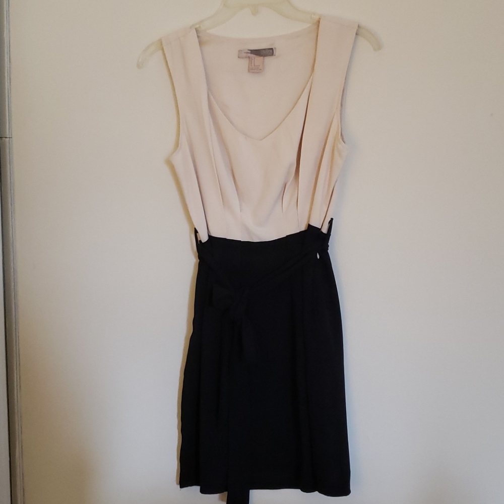 Nice formal dress!